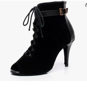 LACE UP DANCE HEELS